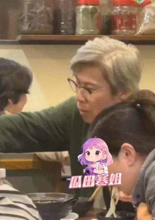 42.98万起 鸿蒙智行首款硬派豪华方盒子享界G9首批交付