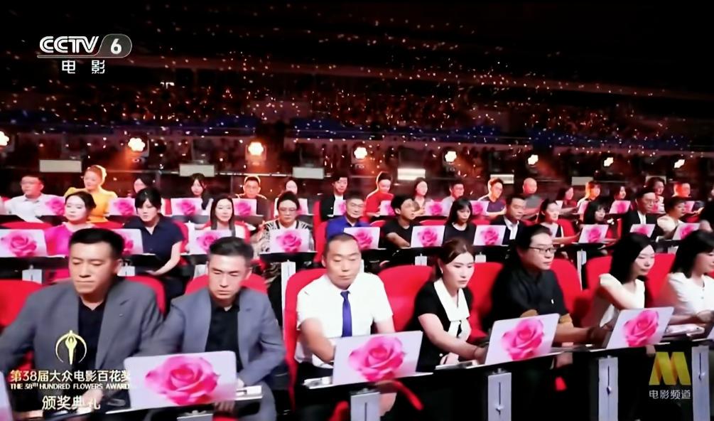 又整活！影视飓风将征集网友照片涂装火箭：组成中国人能飞
